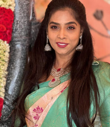 Stunning South Indian wedding makeup and complete traditional bridal styling in Hyderabad by Makeover by Farhaa